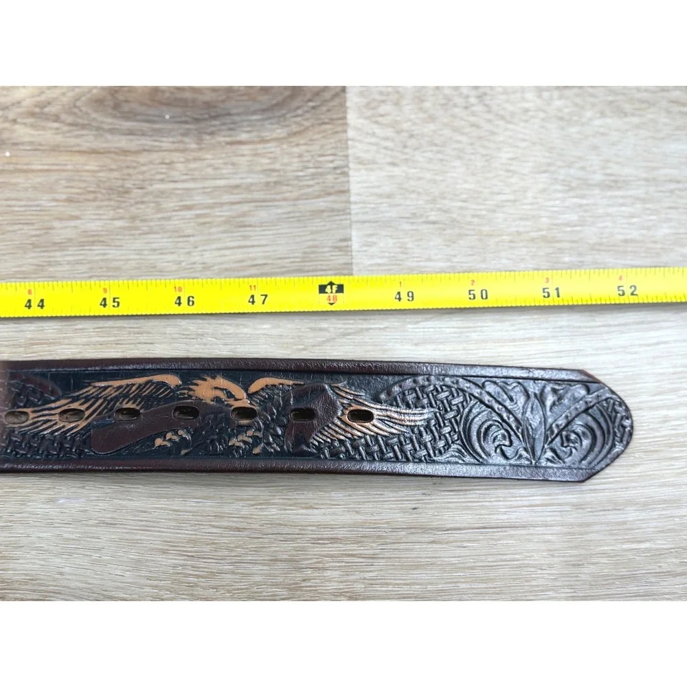 VTG 70''s Wrangler HandTooled Eagle Embossed LeatherBelt Mens 46 (52